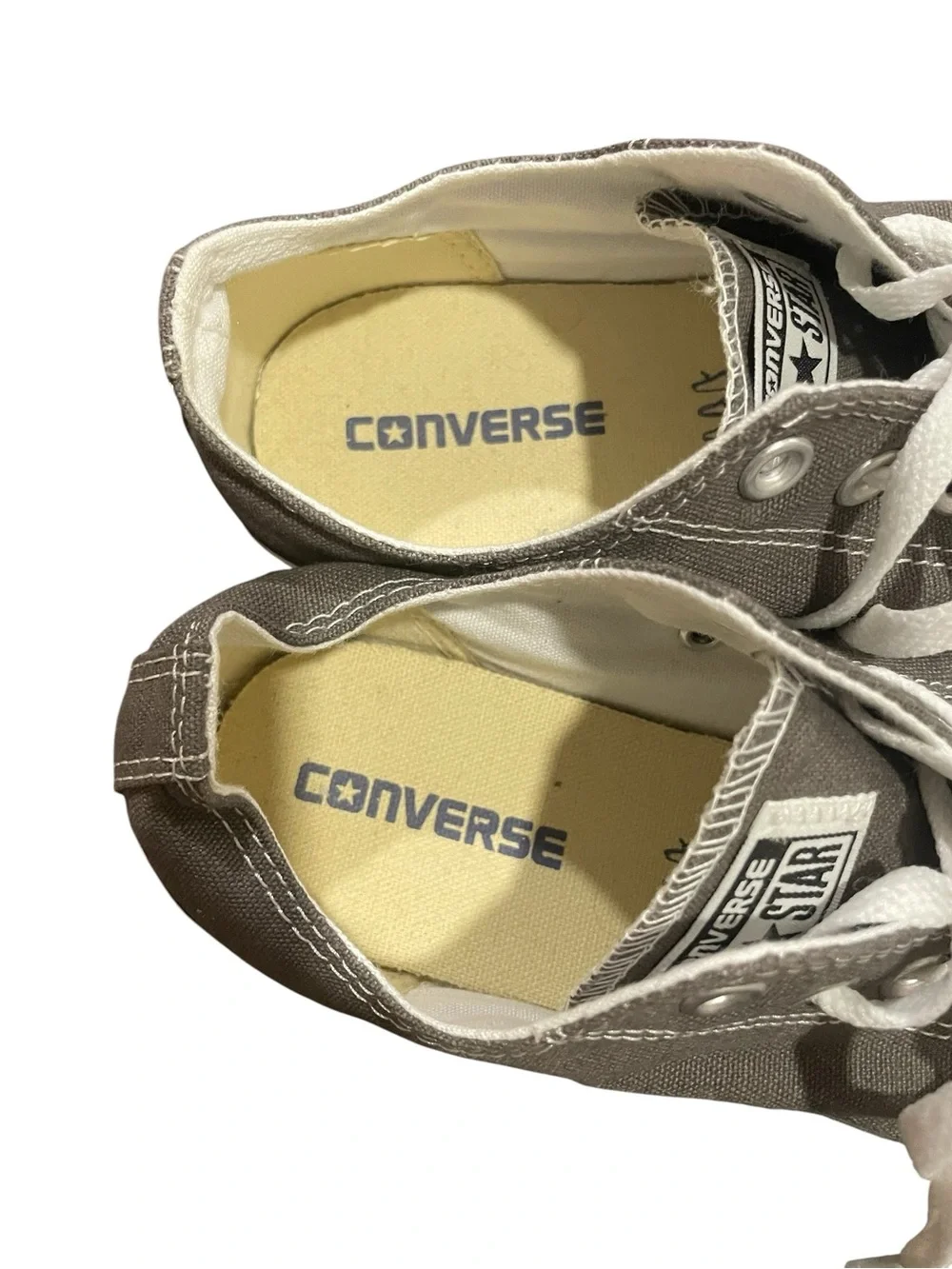 Converse Women’s Low Top Sneakers - Gray and White Size 9